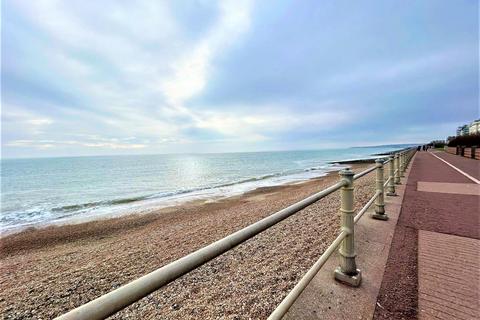 Studio to rent, Warrior Square, St. Leonards-On-Sea TN37