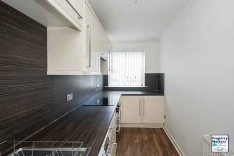 2 bedroom flat to rent, 14b Clark Street, KA1 3AJ