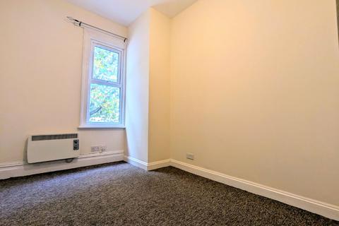 4 bedroom apartment to rent, Gloucester Road, Bristol BS7