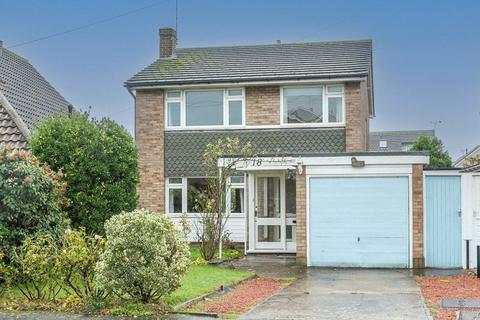 3 bedroom detached house for sale, Dungannon Chase, Thorpe Bay, Essex, SS1