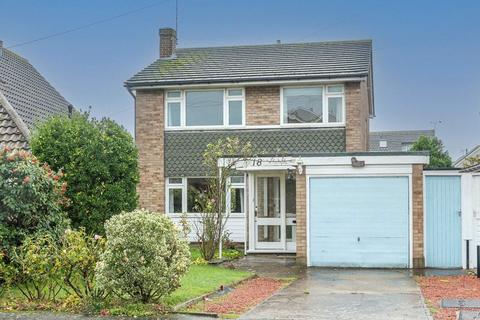 18 Dungannon Chase, Southend-on-sea, SS1 3NJ