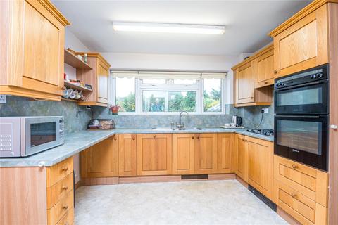 18 Dungannon Chase, Southend-on-sea, SS1 3NJ