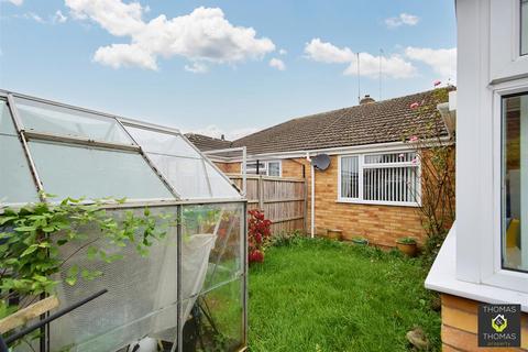 28 Woolstrop Way, Quedgeley, Gloucester, GL2 5NL