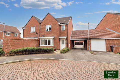 3 bedroom semi-detached house for sale, Cornwell Close, Buntingford SG9