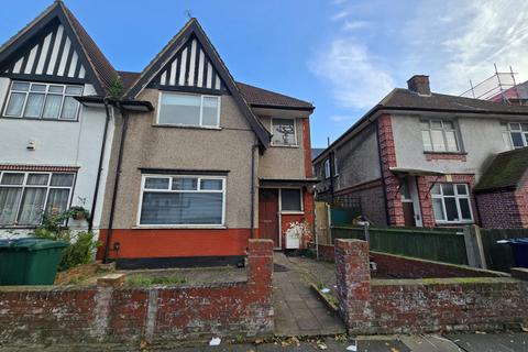 2 Alba Gardens, London, NW11 9NR