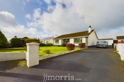 3 bedroom bungalow for sale, Clynderwen