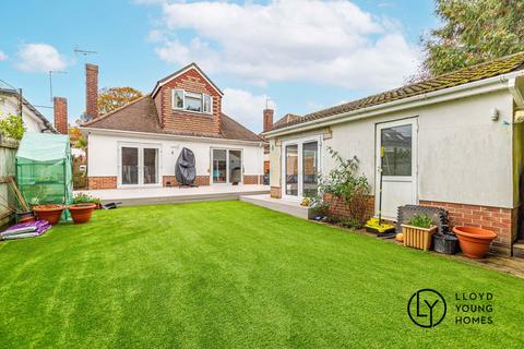 4 bedroom detached house for sale - Parkway Drive, Bournemouth BH8