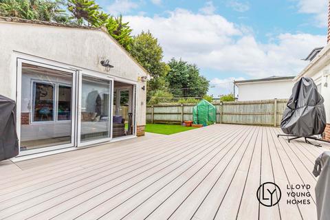 4 bedroom detached house for sale, Parkway Drive, Bournemouth BH8
