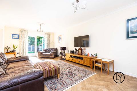 4 bedroom detached house for sale, Parkway Drive, Bournemouth BH8