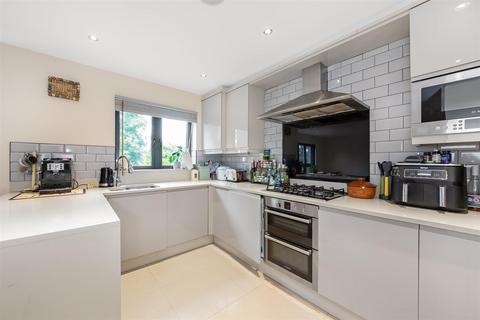 2 bedroom flat for sale, 23 Sydenham Hill, London SE26