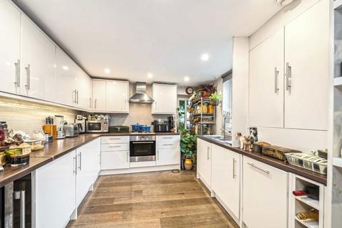 2 bedroom house for sale, Danbrook Road, London SW16