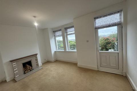 2 bedroom terraced house to rent, Pill Lane, Milford Haven