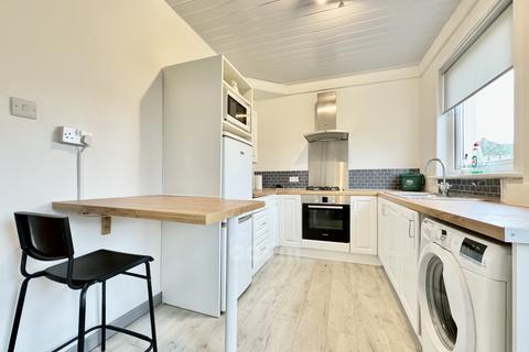 2 bedroom terraced house for sale, 14 Blackstoun Avenue, Linwood