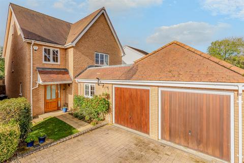 5 bedroom detached house for sale, Sevenacres, Tewin