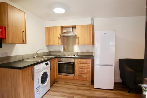 3 bedroom flat to rent, Derby Road, Nottingham, Nottinghamshire, NG1