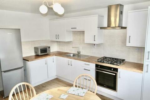 Cleveland Close, Nottingham, Nottinghamshire, NG7