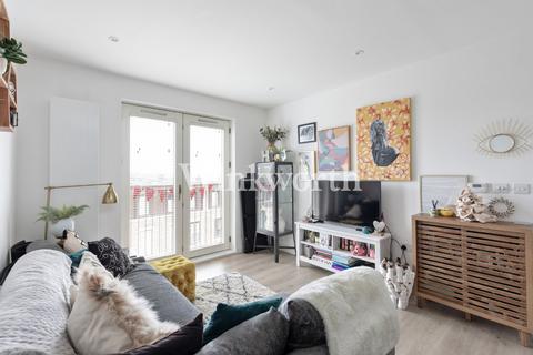 1 bedroom apartment for sale, Apple Tree Road, London, N17