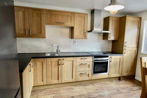 undefined, Lismore Close, Nottingham, Nottinghamshire, NG7