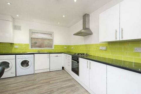 6 bedroom terraced house to rent, Derby Grove, Nottingham, Nottinghamshire, NG7