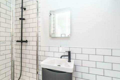 5 bedroom flat to rent, Lower Parliament Street, Nottingham, Nottinghamshire, NG1