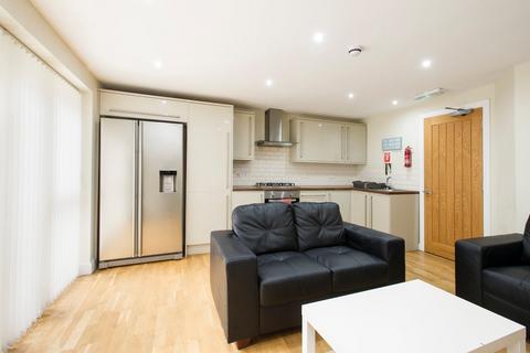6 bedroom detached house to rent, Talbot Street, Nottingham, Nottinghamshire, NG1