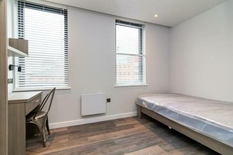 4 bedroom flat to rent, Howard Street, Nottingham, Nottinghamshire, NG1