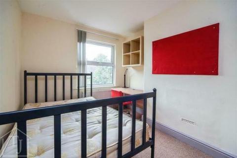 4 bedroom terraced house to rent, Balfour Road, Nottingham, Nottinghamshire, NG7