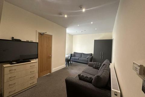 1 bedroom in a house share to rent, Southey Street, Nottingham, NG7