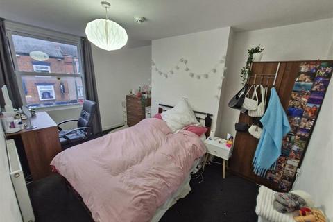 1 bedroom property to rent, Alfreton Road, Nottingham, Nottinghamshire, NG7