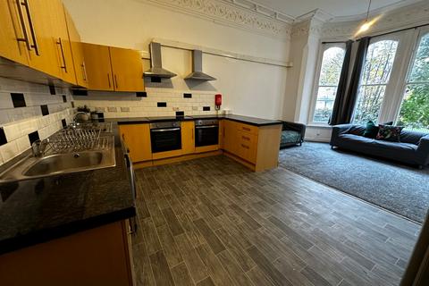 7 bedroom flat to rent, Burns St, Arboretum, Nottingham, NG7