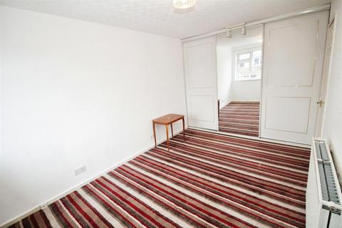 15 Peveril Mount, Bradford, BD2 3JY