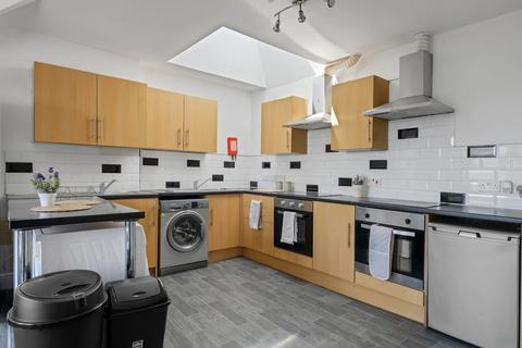 8 bedroom flat to rent, Burns Street, Arboretum, Nottingham, NG7