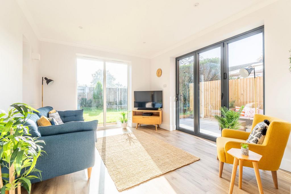 Barton Road, Badersfield 4 bed semidetached house for sale £300,000