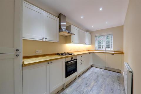 Flat 1, The Old Coach House Belsize Close, Worthing, BN11 4RF