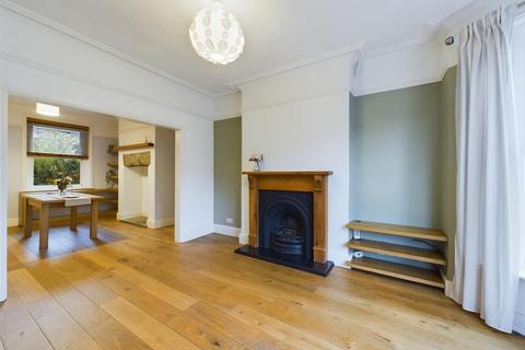 32 Coulston Road, Lancaster, LA1 3AE