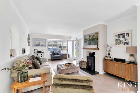 2 Brook End Drive, Henley-in-arden, B95 5JA