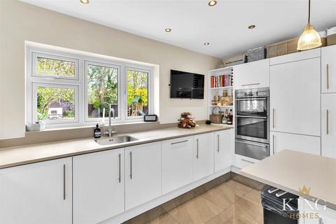 2 Brook End Drive, Henley-in-arden, B95 5JA