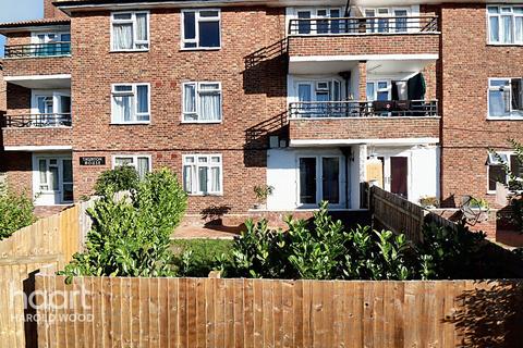 1 bedroom flat for sale, Redcar Road, Romford