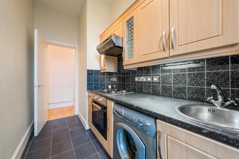 1 bedroom flat for sale, Cathcart Road, Flat 2/3, Mount Florida, Glasgow, G42 9XP