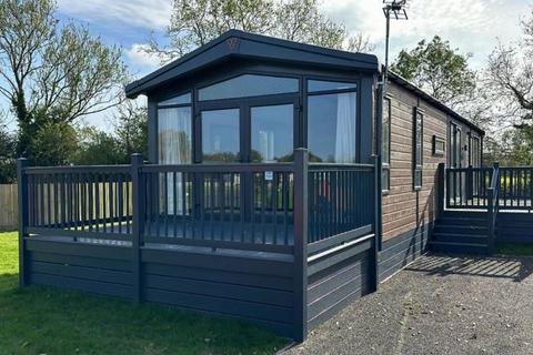 2 bedroom lodge for sale, Strensall York