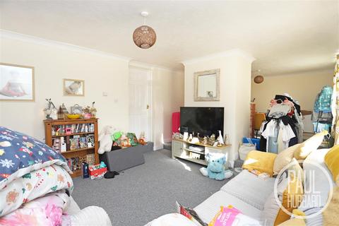 2 bedroom terraced house for sale, High Path, Kessingland, NR33