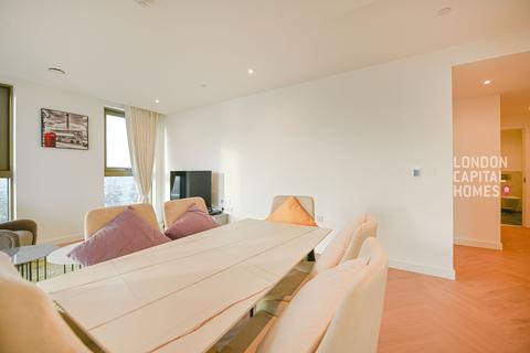 3 bedroom apartment to rent, One Thames Quay, 222 Marsh Wall, London, E14