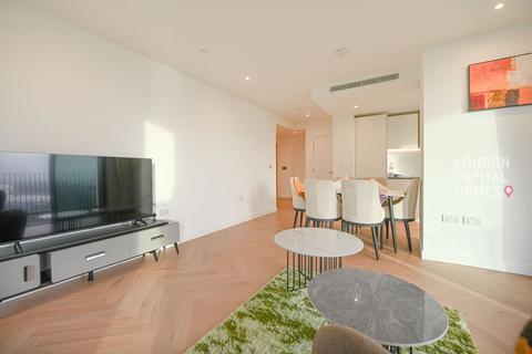 3 bedroom apartment to rent, One Thames Quay, 222 Marsh Wall, London, E14