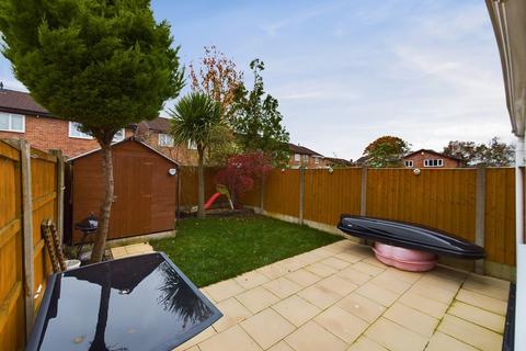 undefined, Summerfields, Rhostyllen, LL14