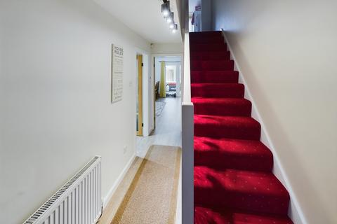 undefined, Summerfields, Rhostyllen, LL14