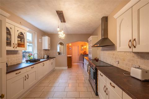 4 bedroom terraced house for sale, Lea Road, Pennfields, Wolverhampton, West Midlands, WV3