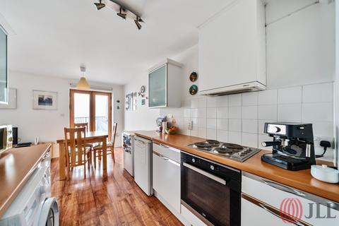 2 bedroom flat for sale, Stephenson House, 158, High Road, N15