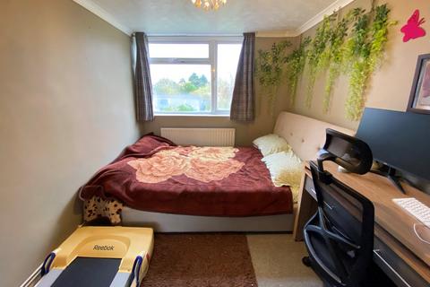 2 bedroom flat for sale, 42 Duncombe Drive, Bedfordshire LU5