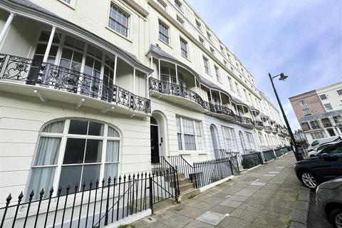 1 bedroom flat to rent, Wellington Square, Hastings TN34