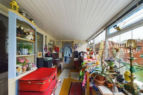 27 Nicholas Drive, Reydon, Southwold, IP18 6RE